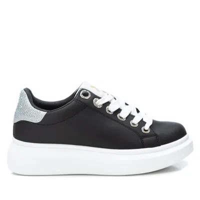 Xti Women's Trainer Sneakers In Black In Black
