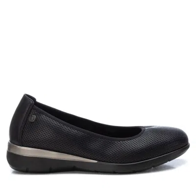 Xti Women's Flat Ballerina In Black In Black