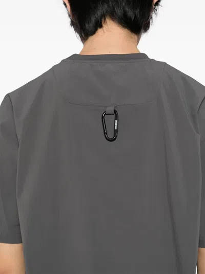 Spoonyard Packable Side Zip Pockets T-shirt In Grey