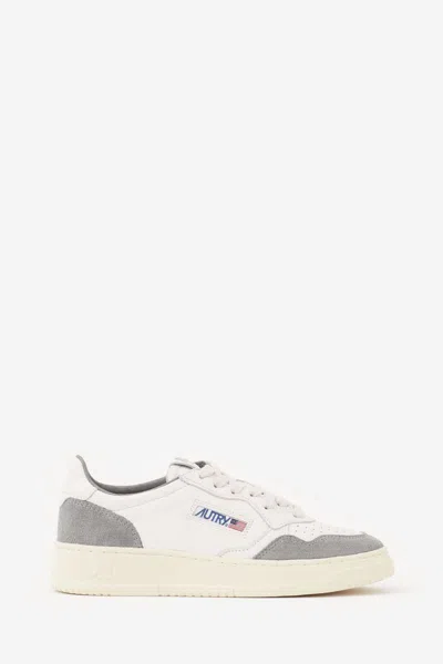 Autry Super Vintage Sneakers In White
