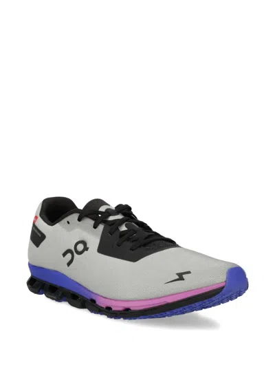 On Cloudflash Low-top Sneakers In Grey