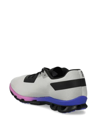 On Cloudflash Low-top Sneakers In Grey