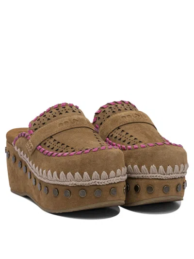Mou Overstitch Clogs In Brown