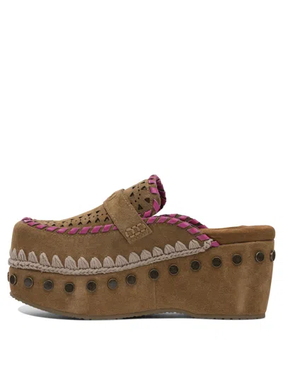 Mou Overstitch Clogs In Brown