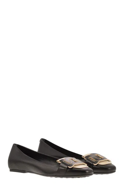 Tod's Leather Chain Ballerina Flats In Black