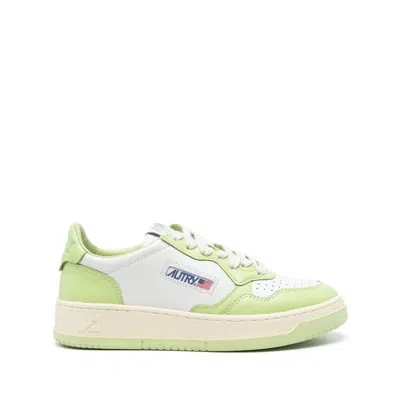Autry White And Green Two-tone Leather Medalist Low Sneakers In White, Green