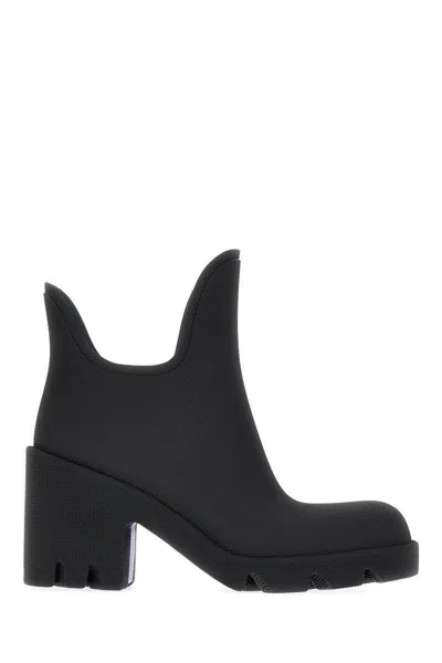 Burberry Marsh Rubber Ankle Rain Booties In Black