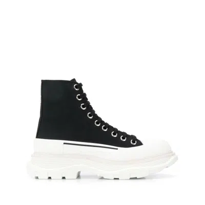 Alexander Mcqueen Alexander Mc Queen Tread Slick Ankle Boots In Black