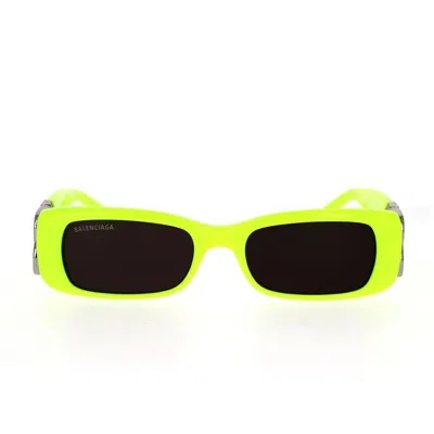 Balenciaga Logo-plaque Rectangle-frame Sunglasses In Yellow
