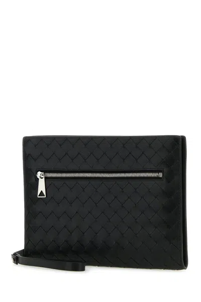 Bottega Veneta Medium Intrecciato Leather Clutch Bag In Black
