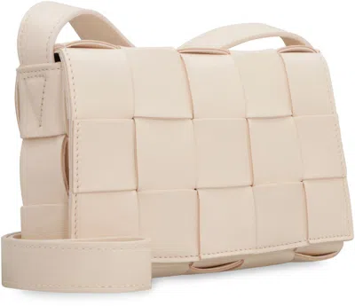 Bottega Veneta Intrecciato Leather Crossbody Handbag For Women In Pink In Pink