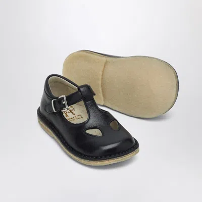 Il Gufo Sandal With Blue Eyelets In Leather In Blue