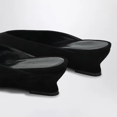 Le Monde Beryl Le Monde Béryl Black Wedge Mule In Suede In Black