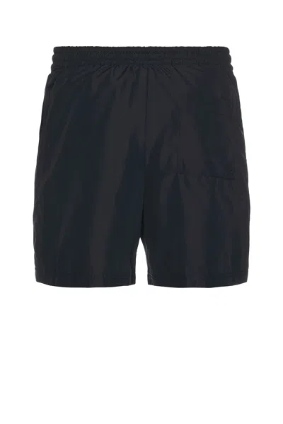 Apc A.p.c. Shorts In Iak Dark Navy