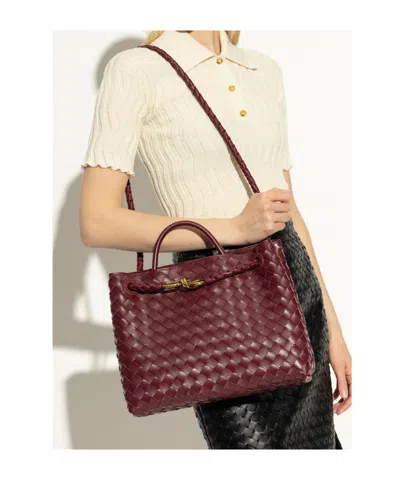 Bottega Veneta Medium Andiamo Bag In Wine Red