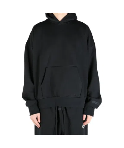 Essentials Long Sleeve Sweatshirt In Black