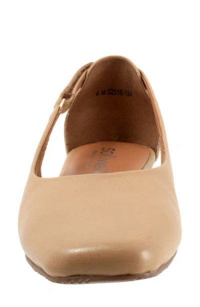 Softwalk ® Venice Flat In Beige