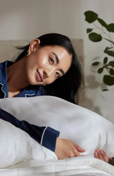 Cozy Earth Down Alternative Pillow In White