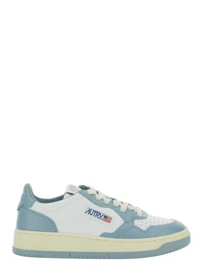 Autry Medalist Low Sneakers Light Blue In Blue