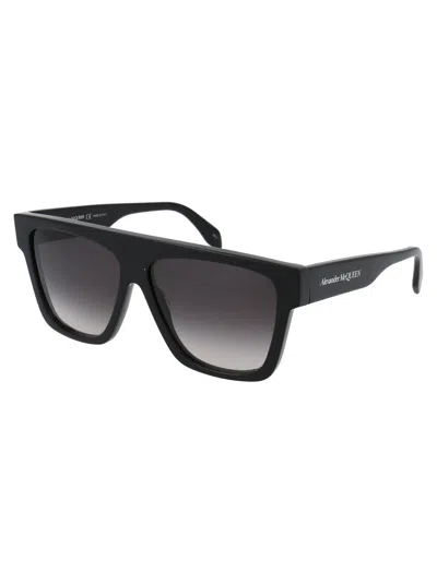 Alexander Mcqueen Alexander Mc Queen Sunglasses Am0302 S 001