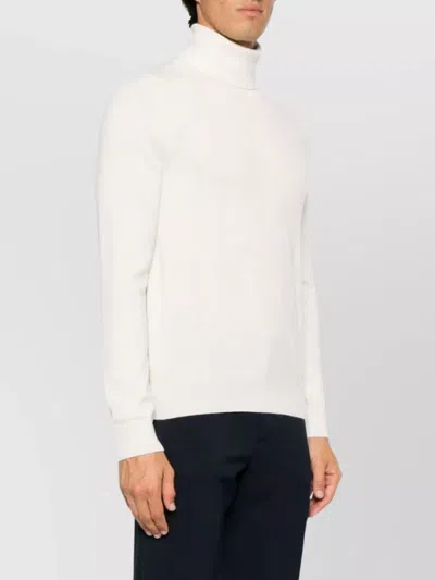 Malo Shaved Cyclist Turtleneck Knit Sweater In White