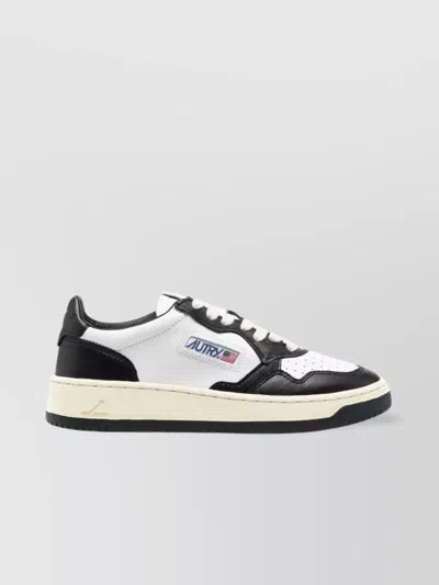 Autry Sneakers In White