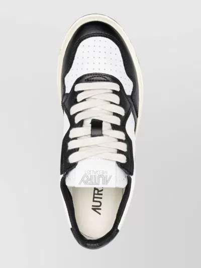 Autry Sneakers In White