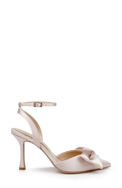 Jewel Badgley Mischka Women's Francine Evening Pumps In Champagne Satin