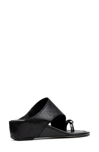 Donald Pliner Vesna Toe Loop Wedge Sandal In Black