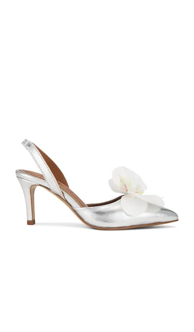 Alameda Turquesa Mirabel Pump In Metallic Silver