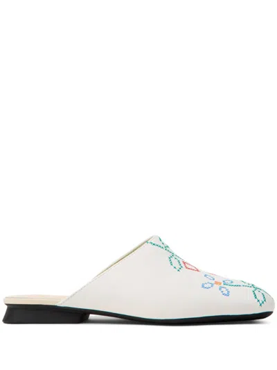 Camper Pelotas Ariel Twins Mismatched Mule In White