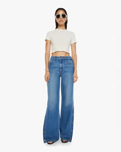 Mother The Weekender Fray A Groovy Kind Of Love Jeans In Medium Wash Denim