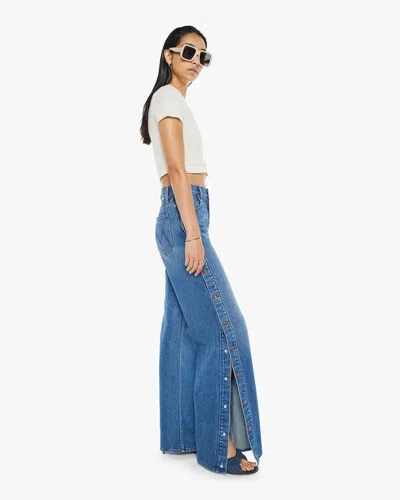 Mother The Weekender Fray A Groovy Kind Of Love Jeans In Medium Wash Denim