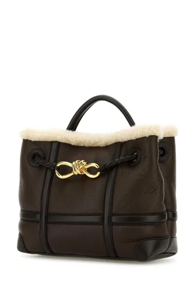 Bottega Veneta Women Brown Leather Large Andiamo Handbag In Brown