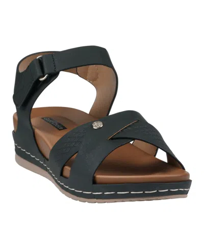 Gc Shoes Women's Nala Comfort Wedge Sandals In Black