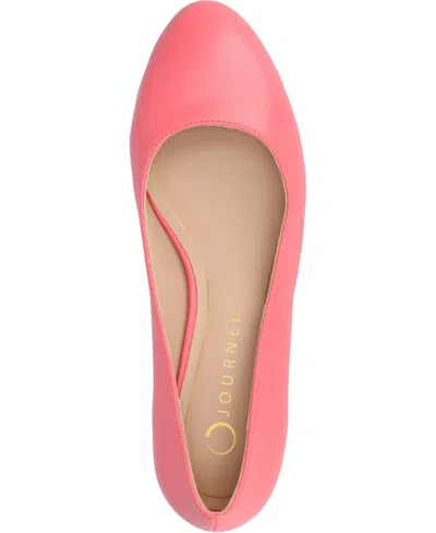 Journee Collection Saarii Womens Round Closed Toe Block Heel Pumps In Pink