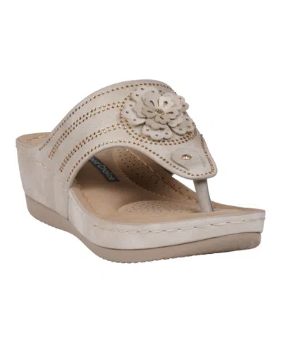 Gc Shoes Women's Cora Embellished Floral Wedge Sandals In Light Gold