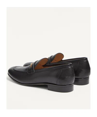 Valentino Garavani Vlogo Signautre Leather Loafers In Black