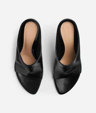 Bottega Veneta Rana Leather Mules In Black
