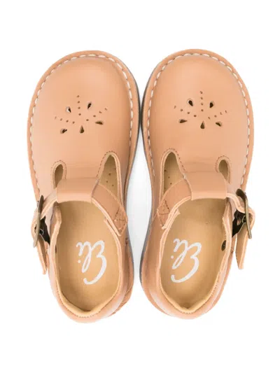 Eli1957 Closed-toe Sandals In 褐色