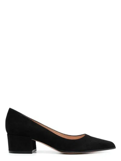 Gianvito Rossi Black Suede Pumps In Black