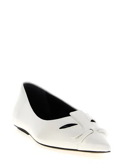 Marc Jacobs White Pointed Toe Ballet Flats In White