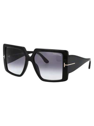 Tom Ford Squared Sunglasses Ft0921 01 B In 黑色的