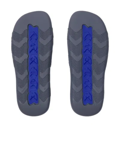 Burberry Embossed Check Dive Slides In Magnet