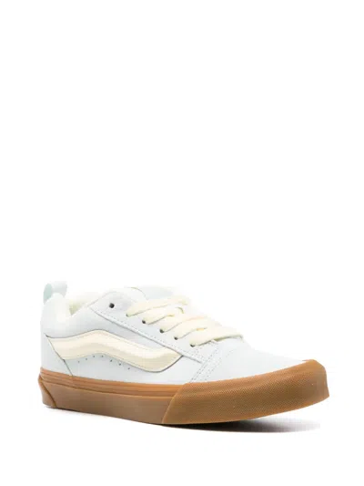 Vans Knu Skool Sneaker In Neutral