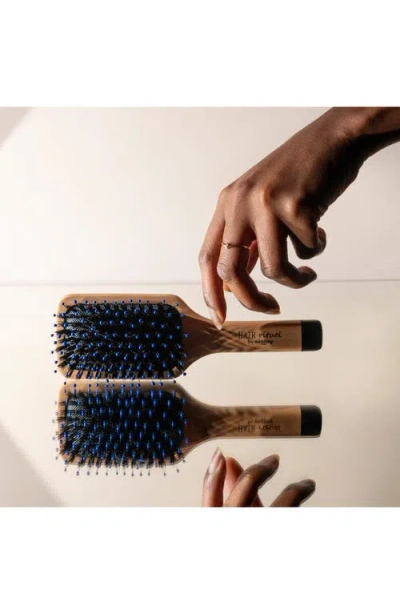 Sisley Paris The Pocket Brush Radiance And Softness In No Color