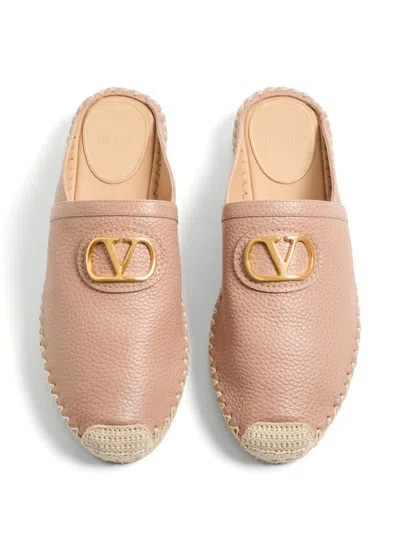 Valentino Vlogo Signature Grainy Leather Mule In Pink