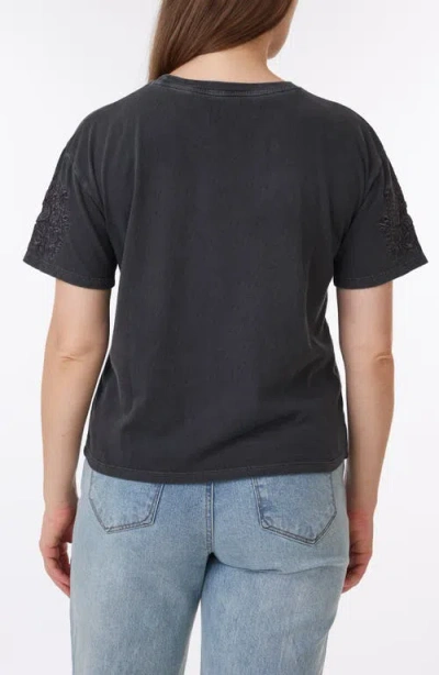 C&c California C & C California Toni Floral Embroidered Sleeve Boxy Cotton T-shirt In Black Sand