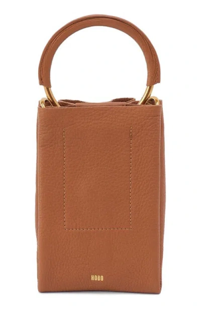 Hobo Eden Leather Phone Crossbody Bag In Warm Honey