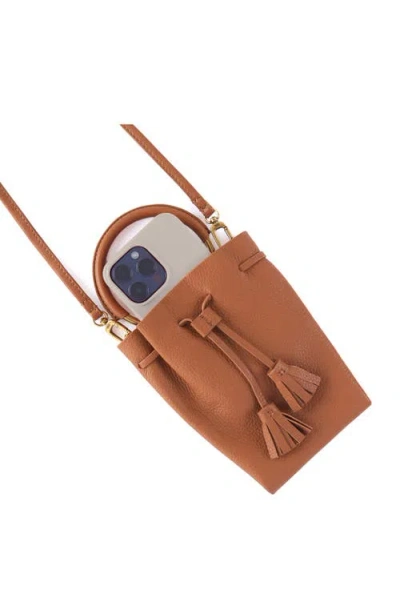 Hobo Eden Leather Phone Crossbody Bag In Warm Honey